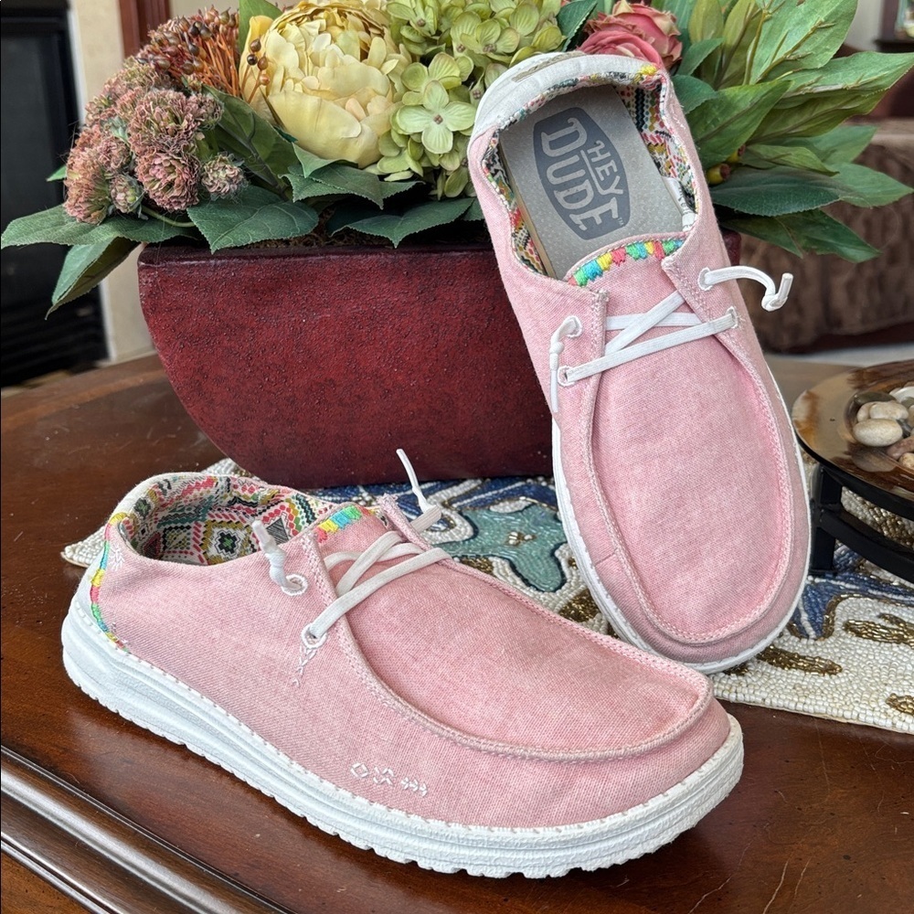 Hey Dude Wendy Boho Rose Pink Lightweight Slip-On Canvas Sneakers Colorful Trim